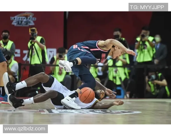 广东东莞大益队迎战辽宁本钢全力争胜展现篮球激情与实力对决